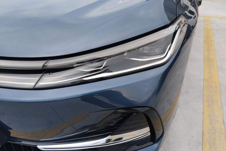 Used Geely Galaxy A7 2025 Model EM-i 150km Starship Edition Left Front Headlight