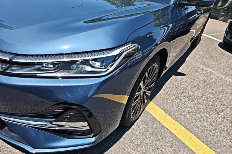 Used Geely Galaxy A7 2025 Model EM-i 150km Starship Edition Left Front Headlight
