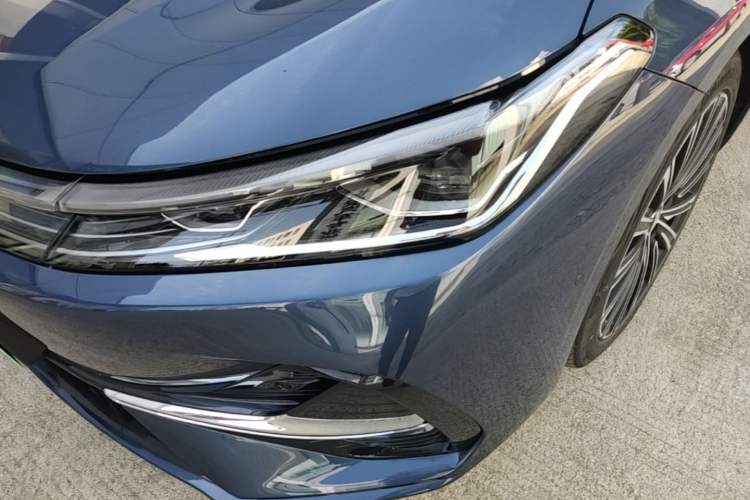 Used Geely Galaxy A7 2025 Model EM-i 150km Starship Edition Left Front Headlight