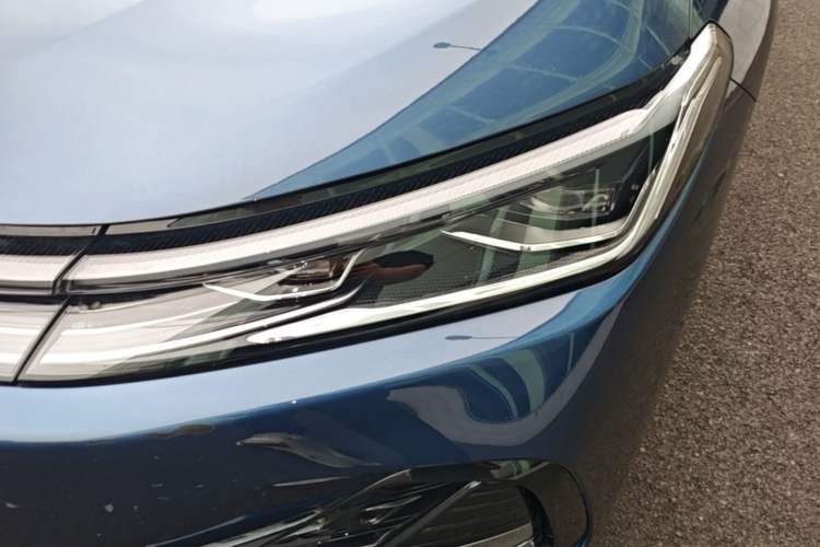 Used Geely Galaxy A7 2025 Model EM-i 150km Starship Edition Left Front Headlight