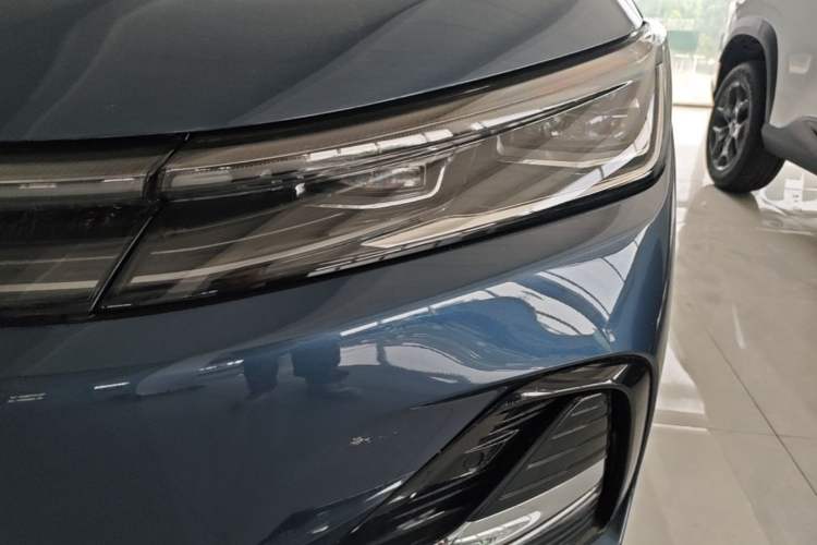 Used Geely Galaxy A7 2025 Model EM-i 150km Starship Edition Left Front Headlight
