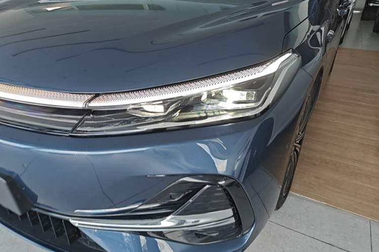 Used Geely Galaxy A7 2025 Model EM-i 150km Starship Edition Left Front Headlight