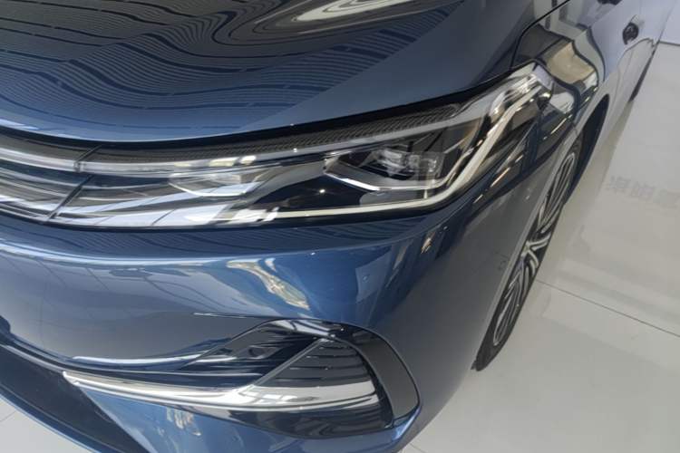 Used Geely Galaxy A7 2025 Model EM-i 150km Starship Edition Left Front Headlight