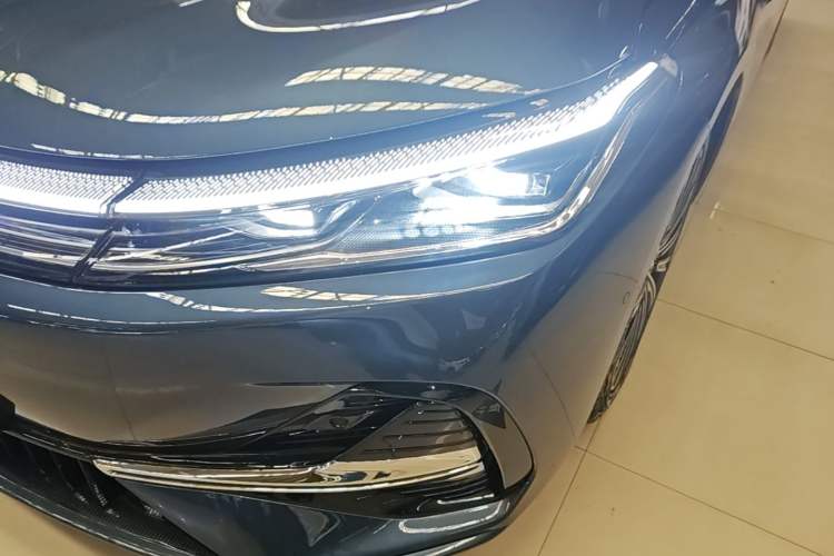 Used Geely Galaxy A7 2025 Model EM-i 150km Starship Edition Left Front Headlight