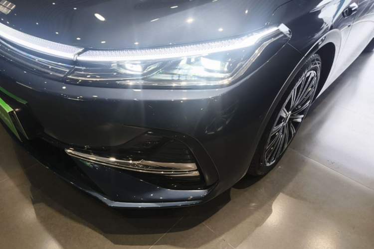 Used Geely Galaxy A7 2025 Model EM-i 150km Starship Edition Left Front Headlight