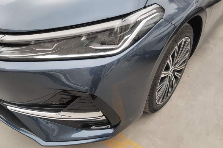 Used Geely Galaxy A7 2025 Model EM-i 150km Starship Edition Left Front Headlight