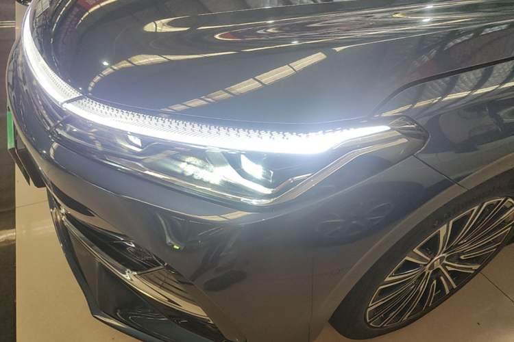 Used Geely Galaxy A7 2025 Model EM-i 150km Starship Edition Left Front Headlight