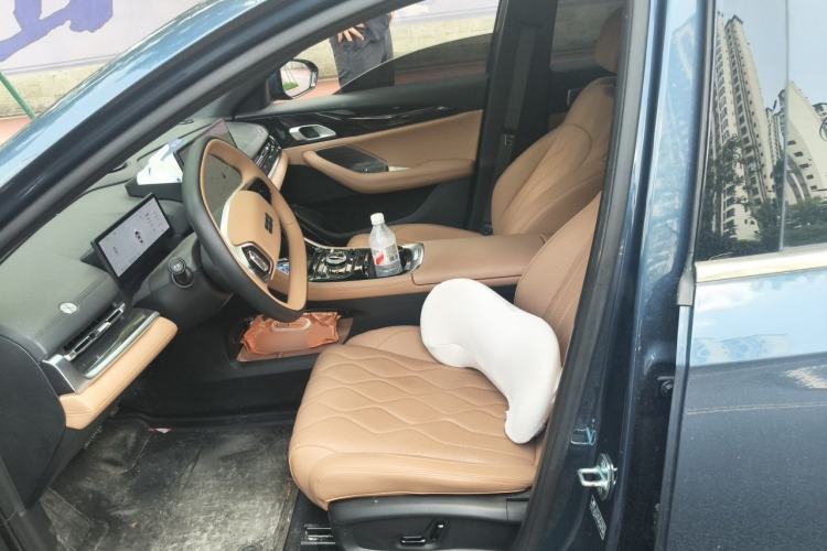 Used Geely Galaxy A7 2025 Model EM-i 70km Exploration Edition Left Front Seat
