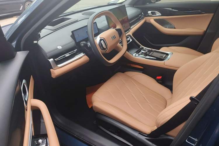 Used Geely Galaxy A7 2025 Model EM-i 150km Starship Edition Left Front Seat