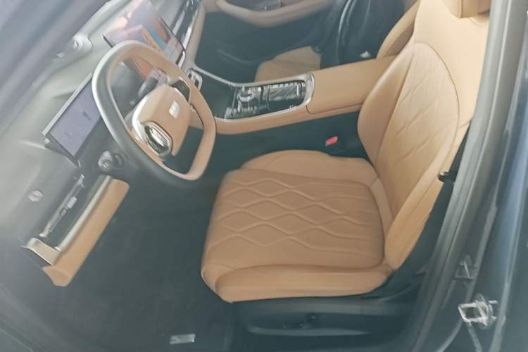 Used Geely Galaxy A7 2025 Model EM-i 150km Starship Edition Left Front Seat