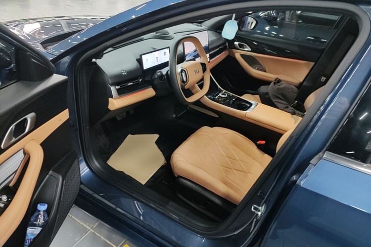 Used Geely Galaxy A7 2025 Model EM-i 150km Starship Edition Left Front Seat