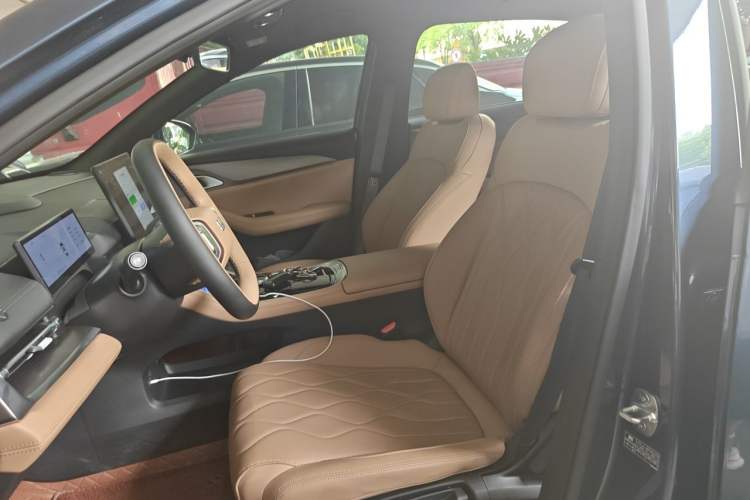 Used Geely Galaxy A7 2025 Model EM-i 70km Launch Edition Left Front Seat