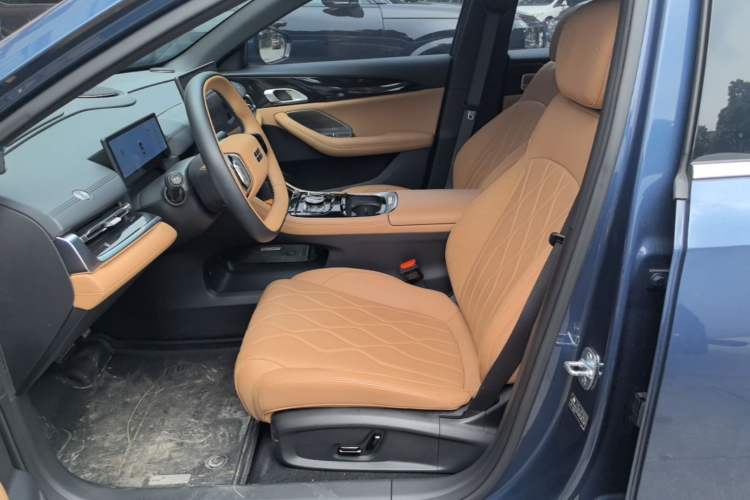 Used Geely Galaxy A7 2025 Model EM-i 150km Starship Edition Left Front Seat