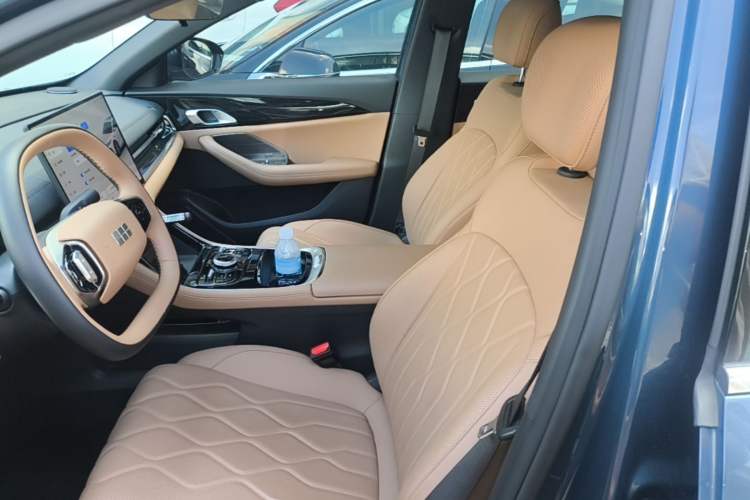 Used Geely Galaxy A7 2025 Model EM-i 150km Starship Edition Left Front Seat