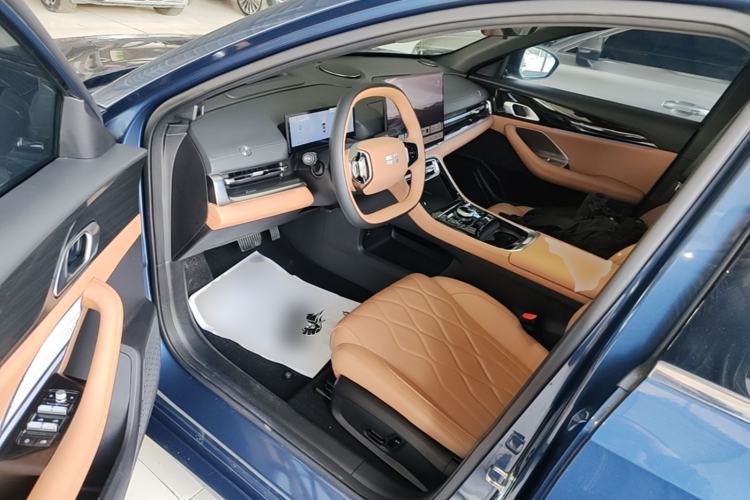 Used Geely Galaxy A7 2025 Model EM-i 150km Starship Edition Left Front Seat