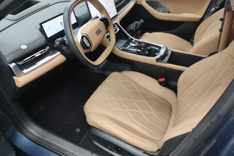 Used Geely Galaxy A7 2025 Model EM-i 150km Starship Edition Left Front Seat
