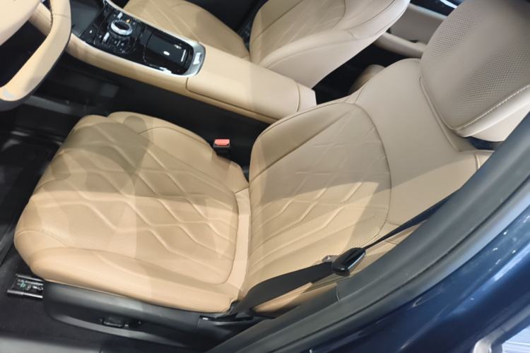 Used Geely Galaxy A7 2025 Model EM-i 150km Starship Edition Left Front Seat