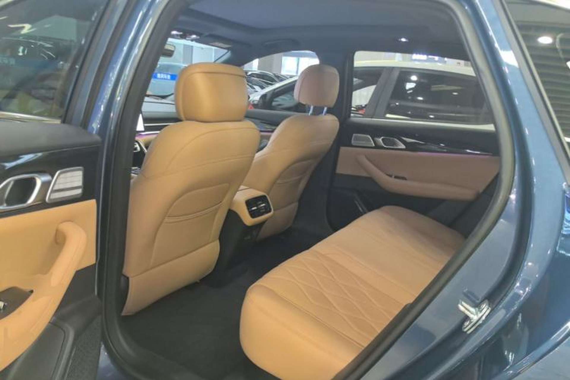 Used Geely Galaxy A7 2025 Model EM-i 150km Starship Edition Left Rear Seat