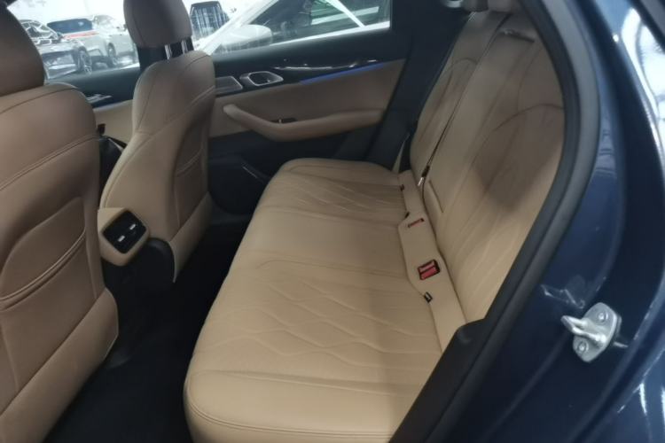 Used Geely Galaxy A7 2025 Model EM-i 150km Starship Edition Left Rear Seat