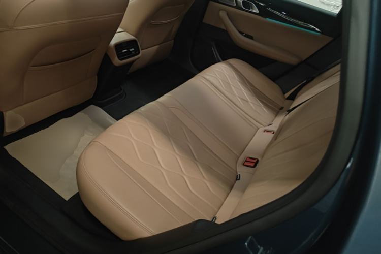 Used Geely Galaxy A7 2025 Model EM-i 150km Starship Edition Left Rear Seat
