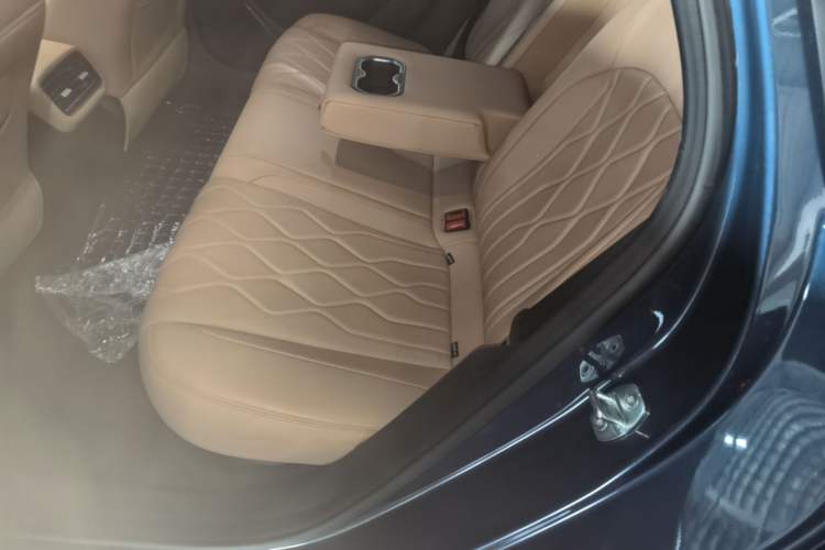 Used Geely Galaxy A7 2025 Model EM-i 150km Starship Edition Left Rear Seat