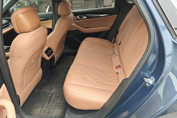 Used Geely Galaxy A7 2025 Model EM-i 150km Starship Edition Left Rear Seat