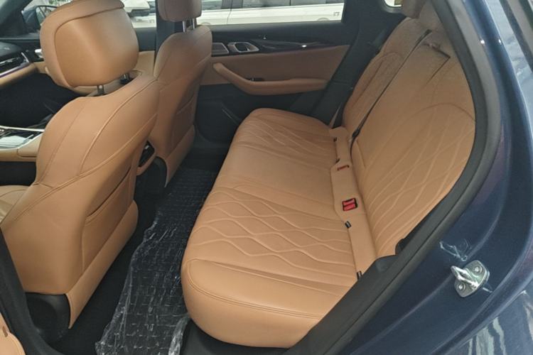 Used Geely Galaxy A7 2025 Model EM-i 150km Starship Edition Left Rear Seat