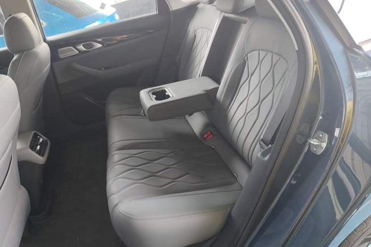 Used Geely Galaxy A7 2025 Model EM-i 150km Exploration+ Edition Left Rear Seat