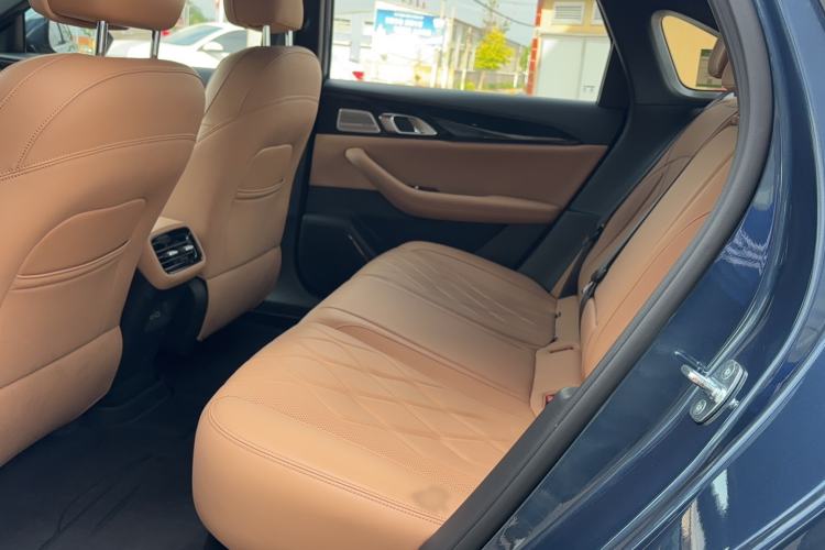 Used Geely Galaxy A7 2025 Model EM-i 150km Starship Edition Left Rear Seat