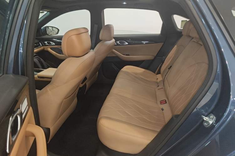 Used Geely Galaxy A7 2025 Model EM-i 150km Starship Edition Left Rear Seat