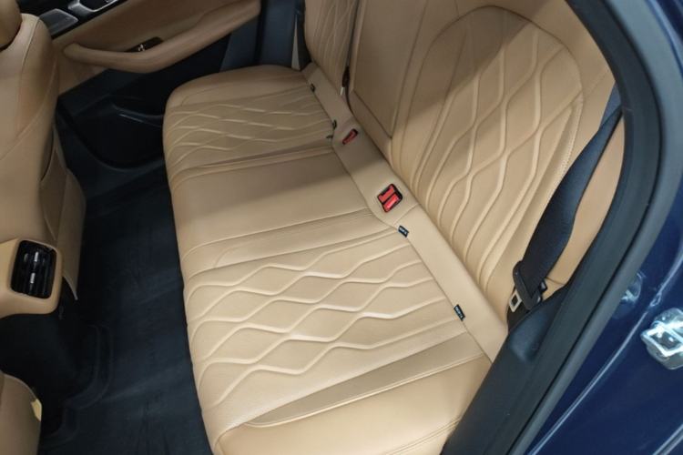 Used Geely Galaxy A7 2025 Model EM-i 150km Starship Edition Left Rear Seat