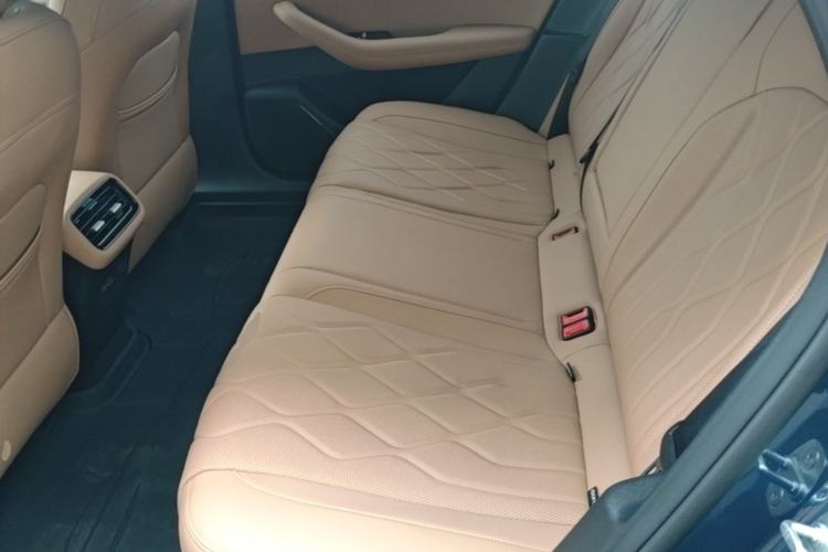 Used Geely Galaxy A7 2025 Model EM-i 150km Starship Edition Left Rear Seat