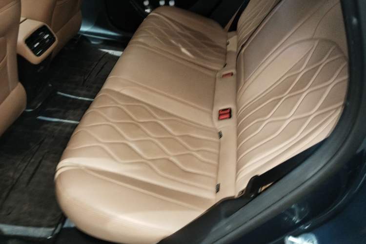 Used Geely Galaxy A7 2025 Model EM-i 150km Starship Edition Left Rear Seat