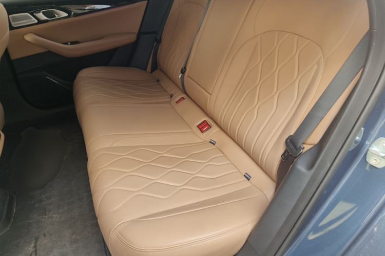 Used Geely Galaxy A7 2025 Model EM-i 150km Starship Edition Left Rear Seat