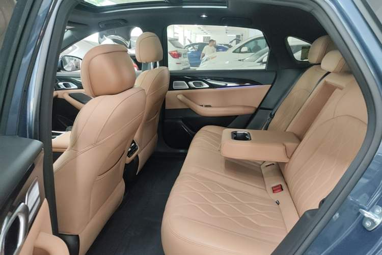 Used Geely Galaxy A7 2025 Model EM-i 150km Starship Edition Left Rear Seat