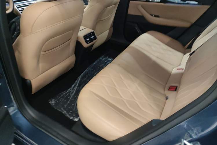 Used Geely Galaxy A7 2025 Model EM-i 150km Starship Edition Left Rear Seat