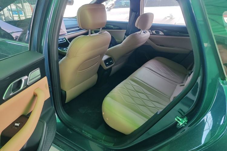 Used Geely Galaxy A7 2025 Model EM-i 150km Starship Edition Left Rear Seat