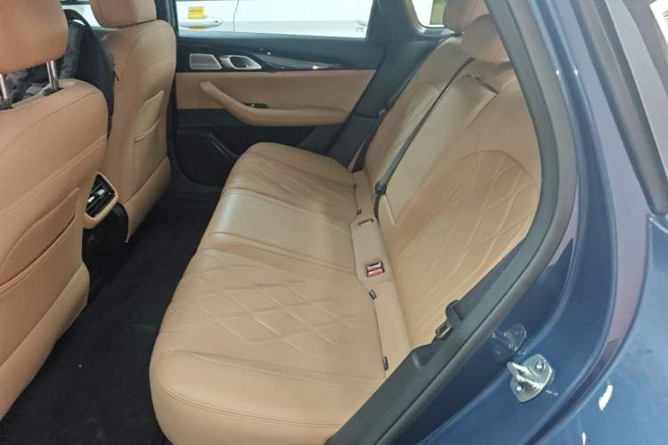 Used Geely Galaxy A7 2025 Model EM-i 150km Starship Edition Left Rear Seat