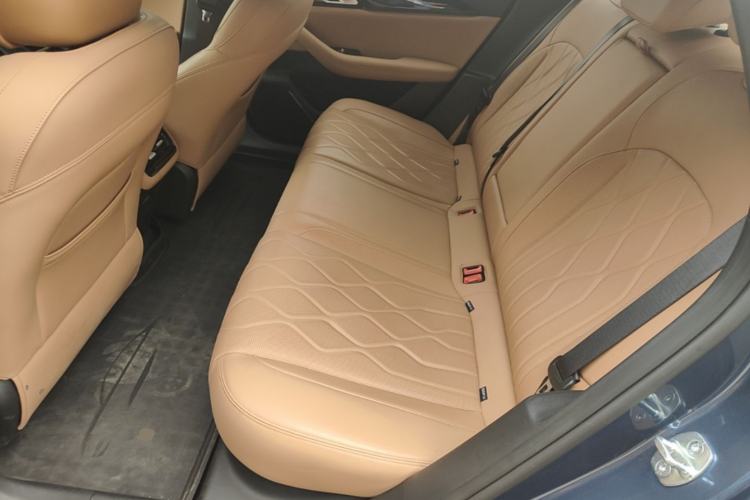 Used Geely Galaxy A7 2025 Model EM-i 150km Starship Edition Left Rear Seat