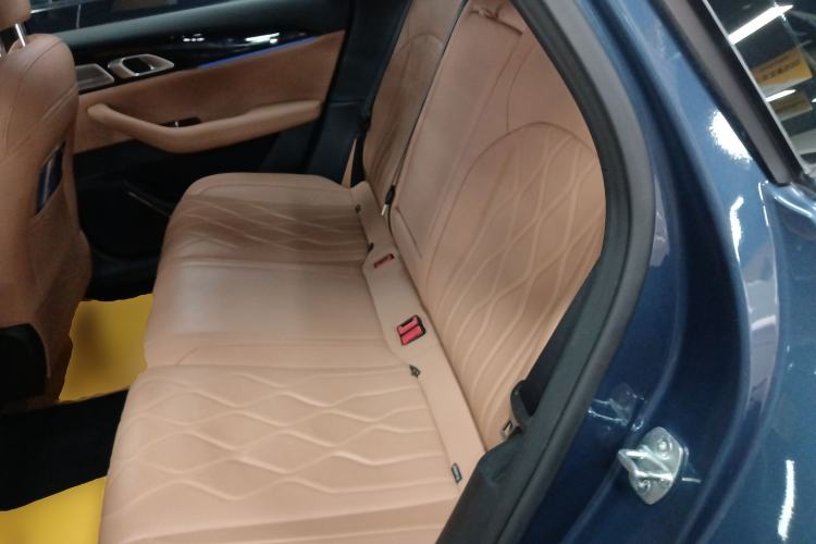 Used Geely Galaxy A7 2025 Model EM-i 150km Starship Edition Left Rear Seat