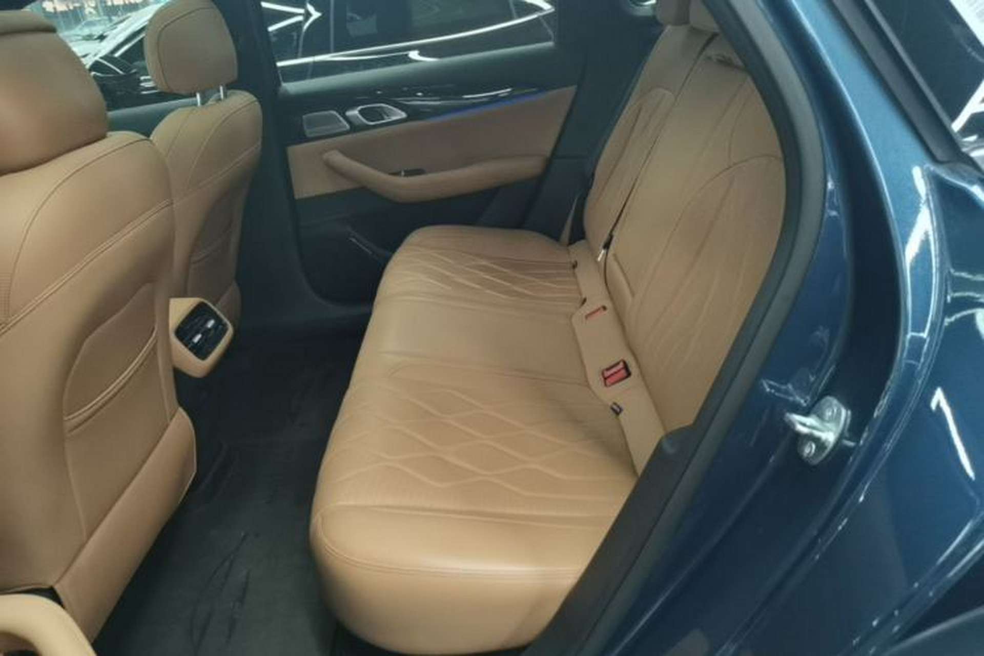 Used Geely Galaxy A7 2025 Model EM-i 150km Starship Edition Left Rear Seat