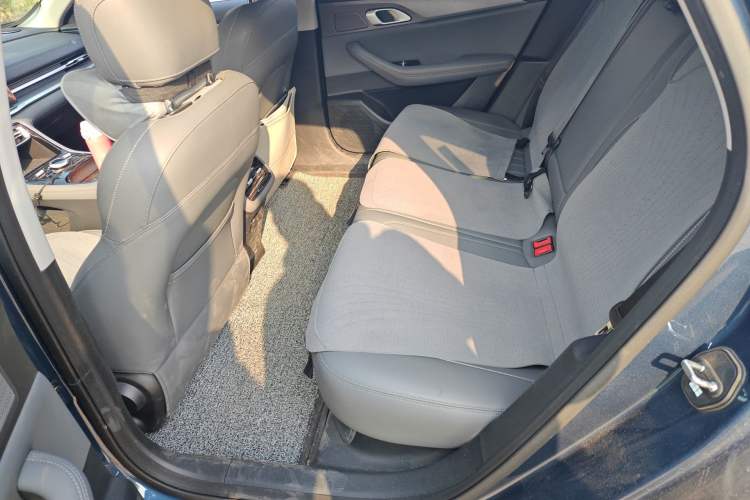 Used Geely Galaxy A7 2025 Model EM-i 70km Luxury Edition Left Rear Seat