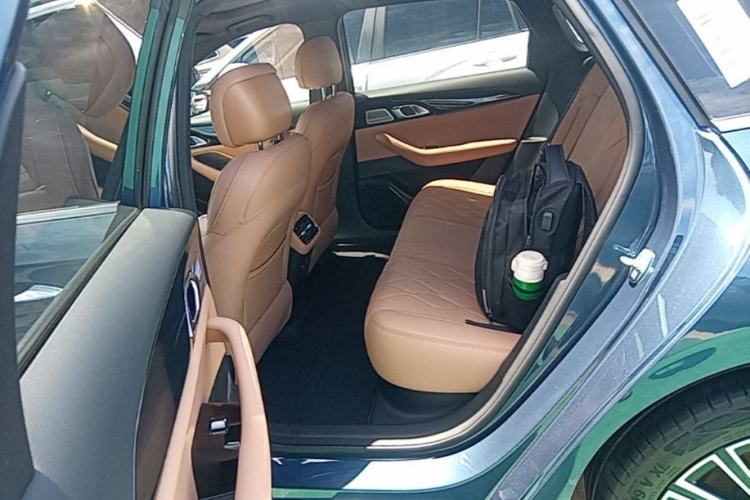 Used Geely Galaxy A7 2025 Model EM-i 150km Starship Edition Left Rear Seat