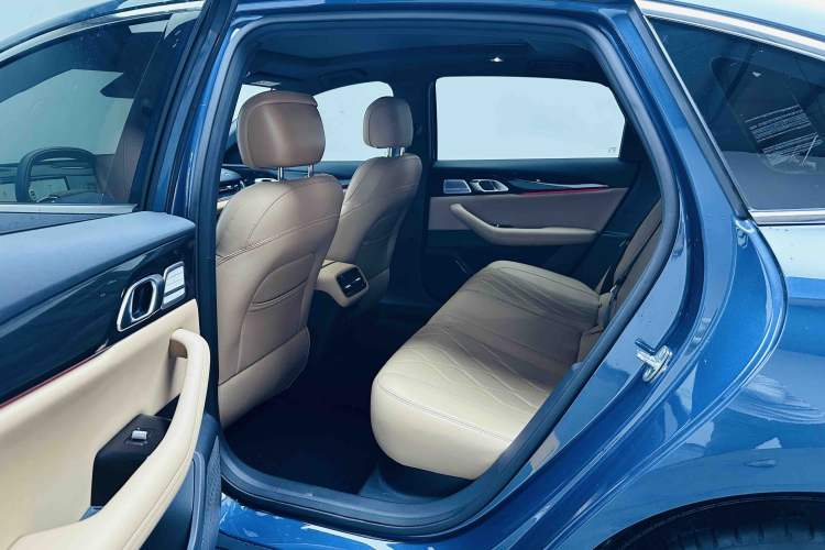 Used Geely Galaxy A7 2025 Model EM-i 150km Starship Edition Left Rear Seat