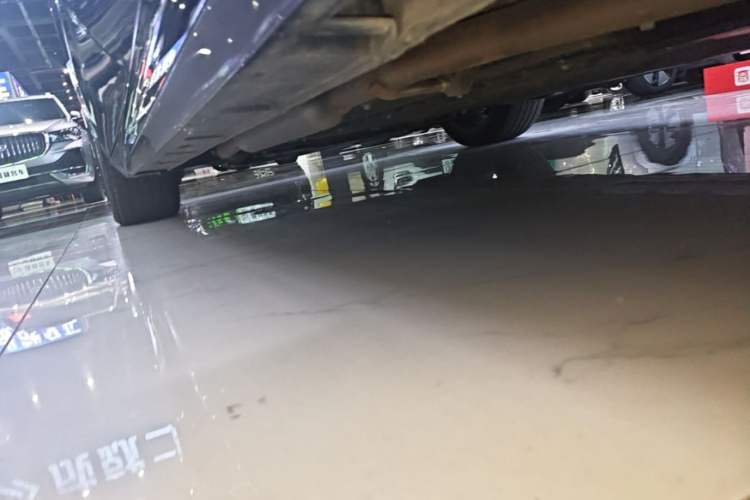 Used Geely Galaxy A7 2025 Model EM-i 150km Starship Edition Left Side Sill