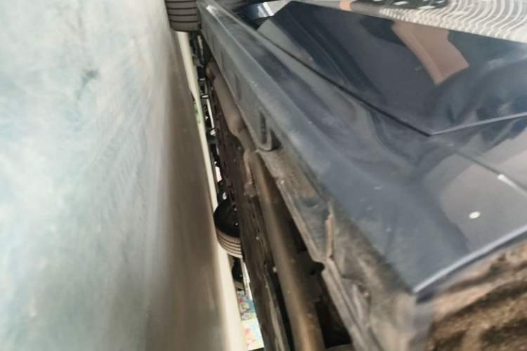 Used Geely Galaxy A7 2025 Model EM-i 150km Starship Edition Left Side Sill