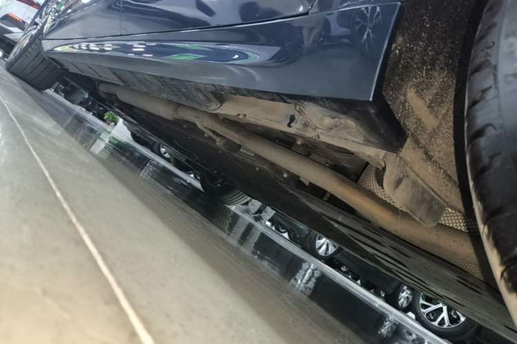 Used Geely Galaxy A7 2025 Model EM-i 150km Starship Edition Left Side Sill