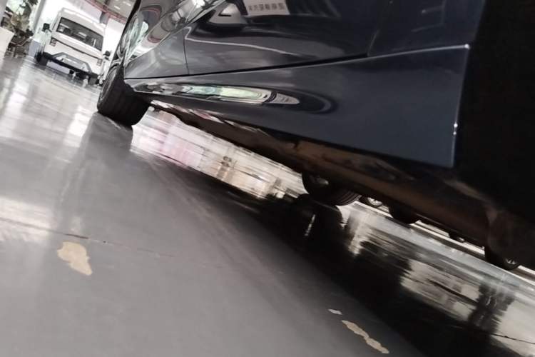 Used Geely Galaxy A7 2025 Model EM-i 150km Starship Edition Left Side Sill