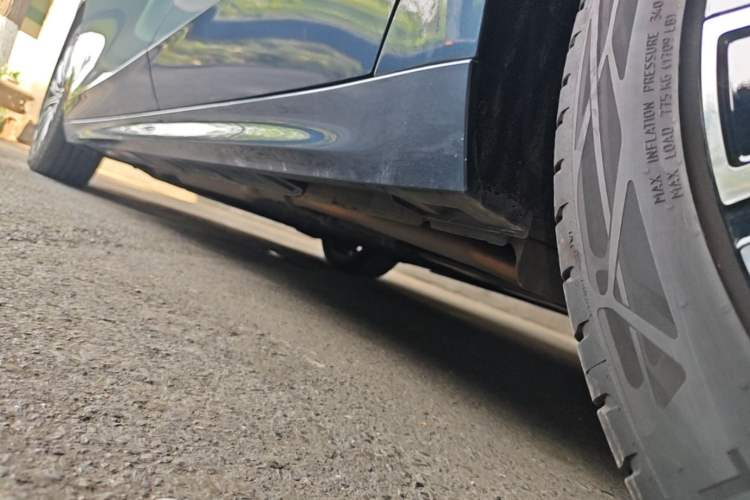 Used Geely Galaxy A7 2025 Model EM-i 150km Starship Edition Left Side Sill
