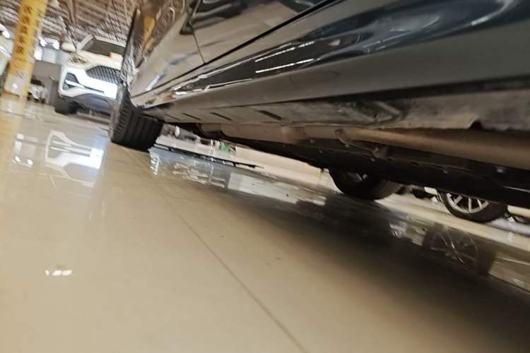 Used Geely Galaxy A7 2025 Model EM-i 150km Starship Edition Left Side Sill